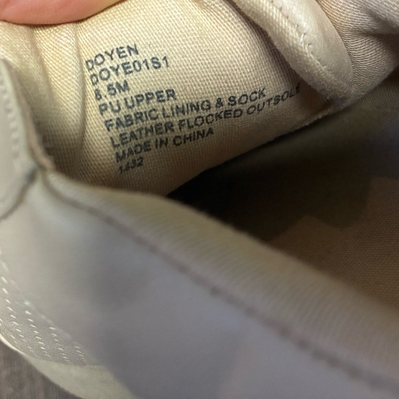 Steve Madden Doyen Sneakers - Picture 7 of 7